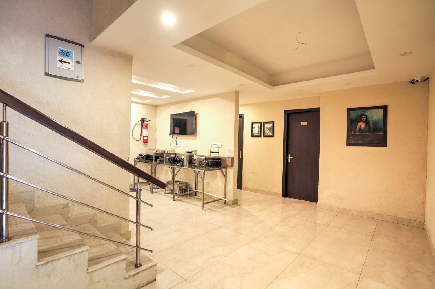 The Bunkk Inn Hotel & Restaurant Массури Экстерьер фото